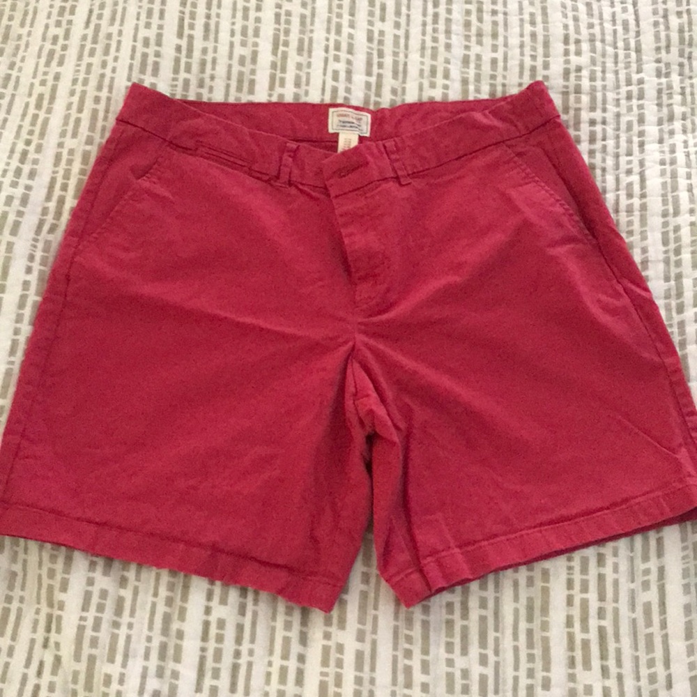 Gap khaki shorts